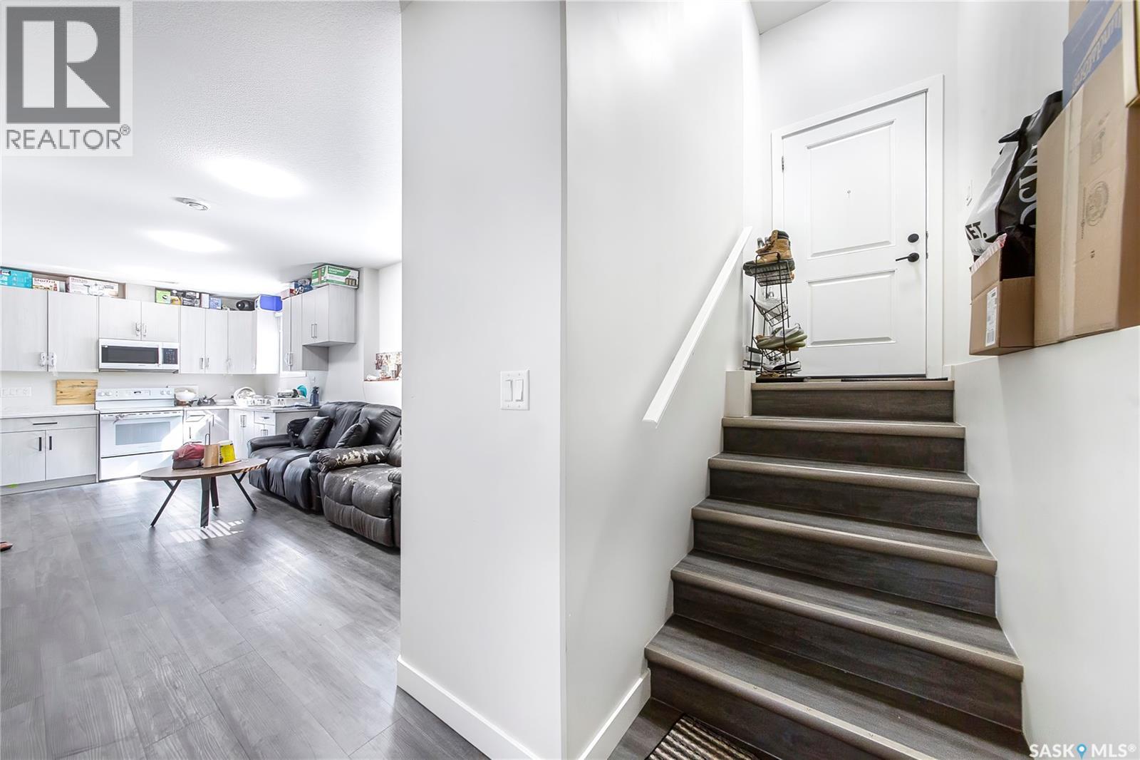 123 Mcarthur Lane, Saskatoon, SK - Indoor Photo Showing Other Room