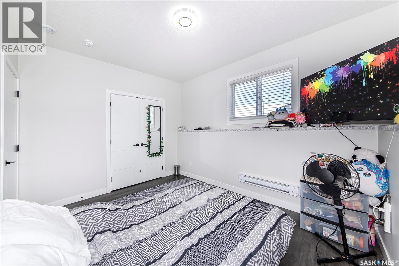 123 Mcarthur Lane, Saskatoon, SK - Indoor Photo Showing Bedroom