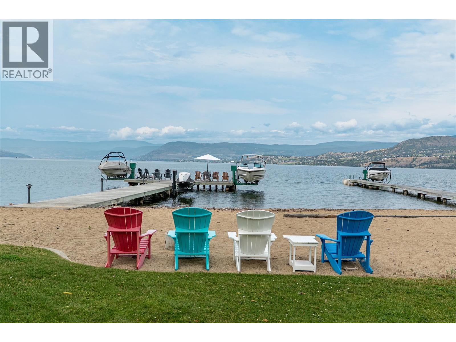 New shared dock - 4110 Lakeshore Road, Kelowna, BC - Outdoor With Body Of Water With View