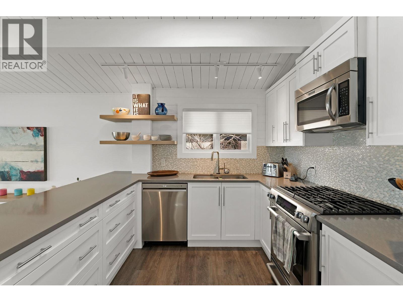 4110 Lakeshore Road, Kelowna, BC - Indoor Photo Showing Kitchen With Double Sink
