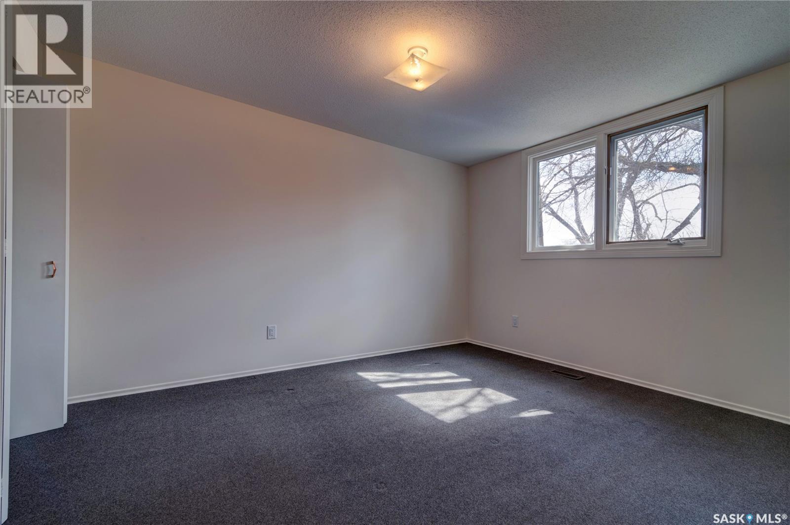 25 Spruceview Road, Regina, SK - Indoor Photo Showing Other Room