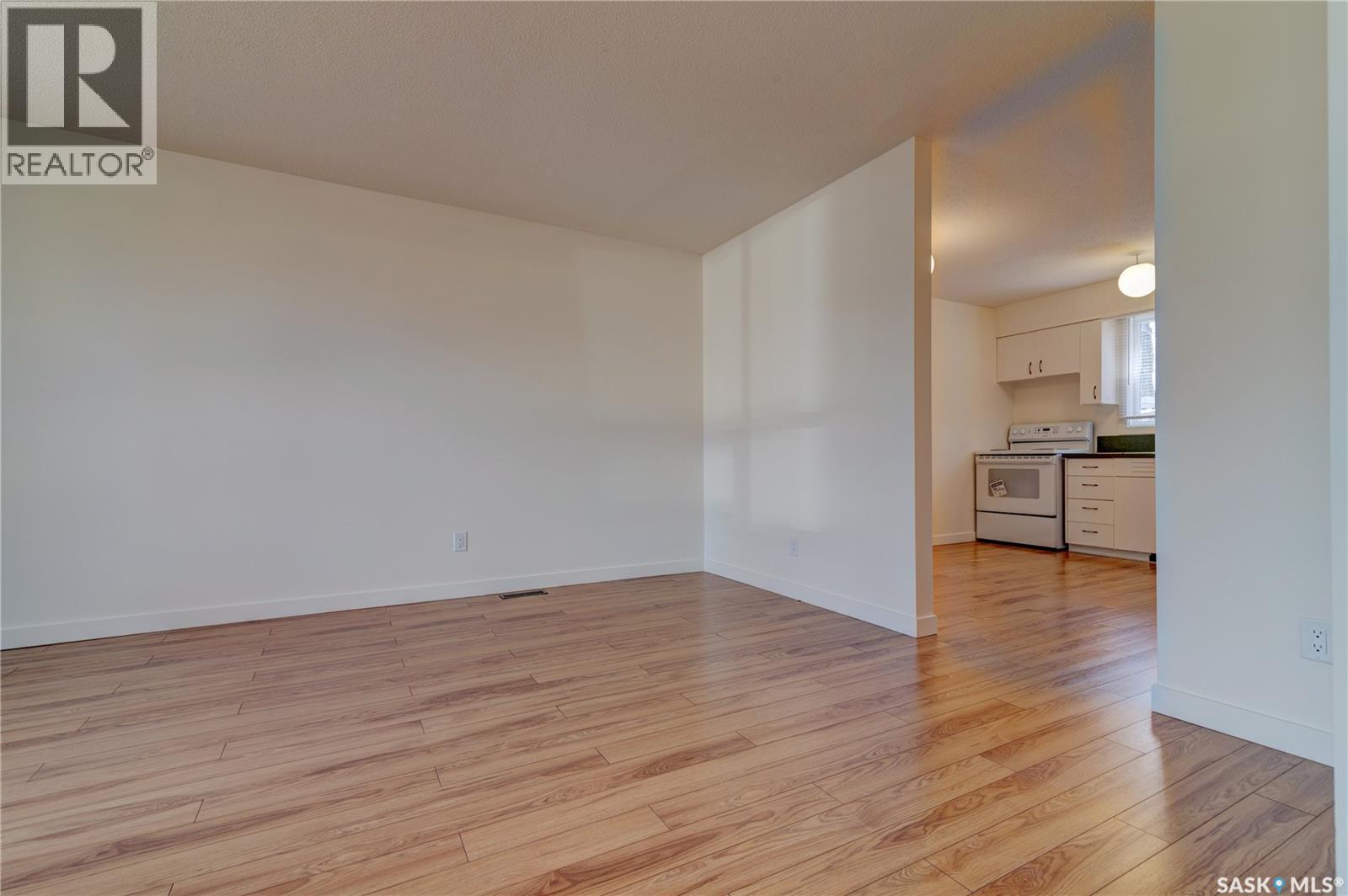 25 Spruceview Road, Regina, SK - Indoor Photo Showing Other Room