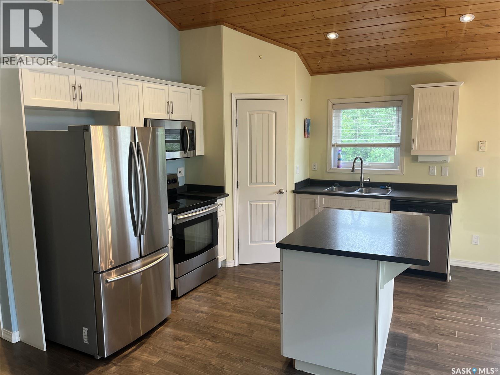 9 Tranquility Place, Big River Rm No. 555, SK - Indoor Photo Showing Kitchen With Stainless Steel Kitchen With Double Sink