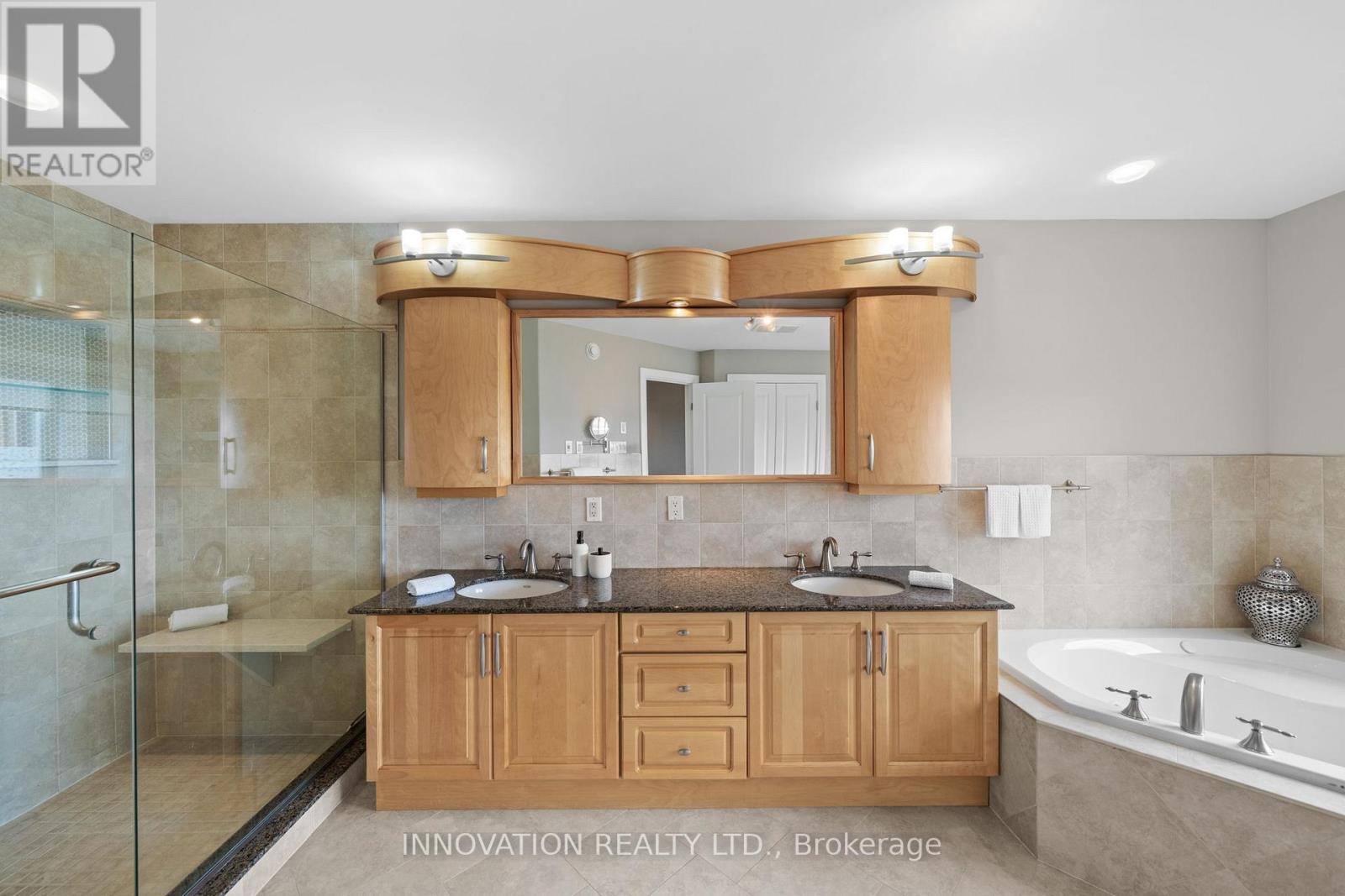 6635 Old Forest Drive, Ottawa, ON - Indoor Photo Showing Bathroom