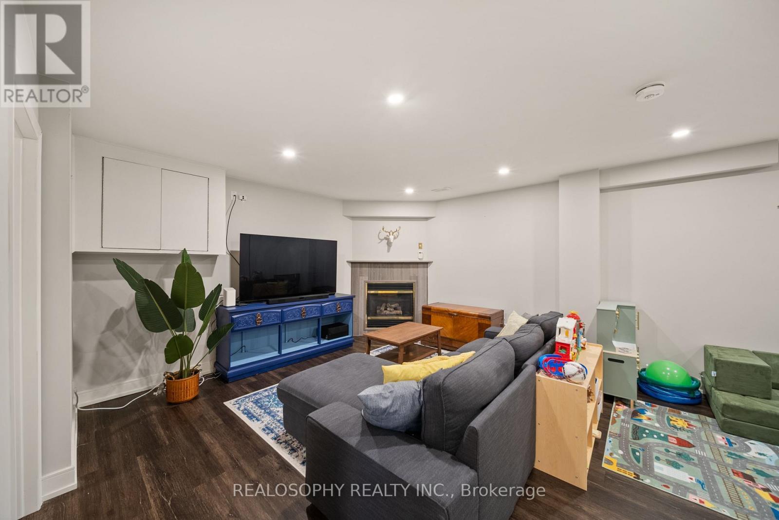 Lower Level Family Room - 17 Pioneer Drive, Mississauga, ON