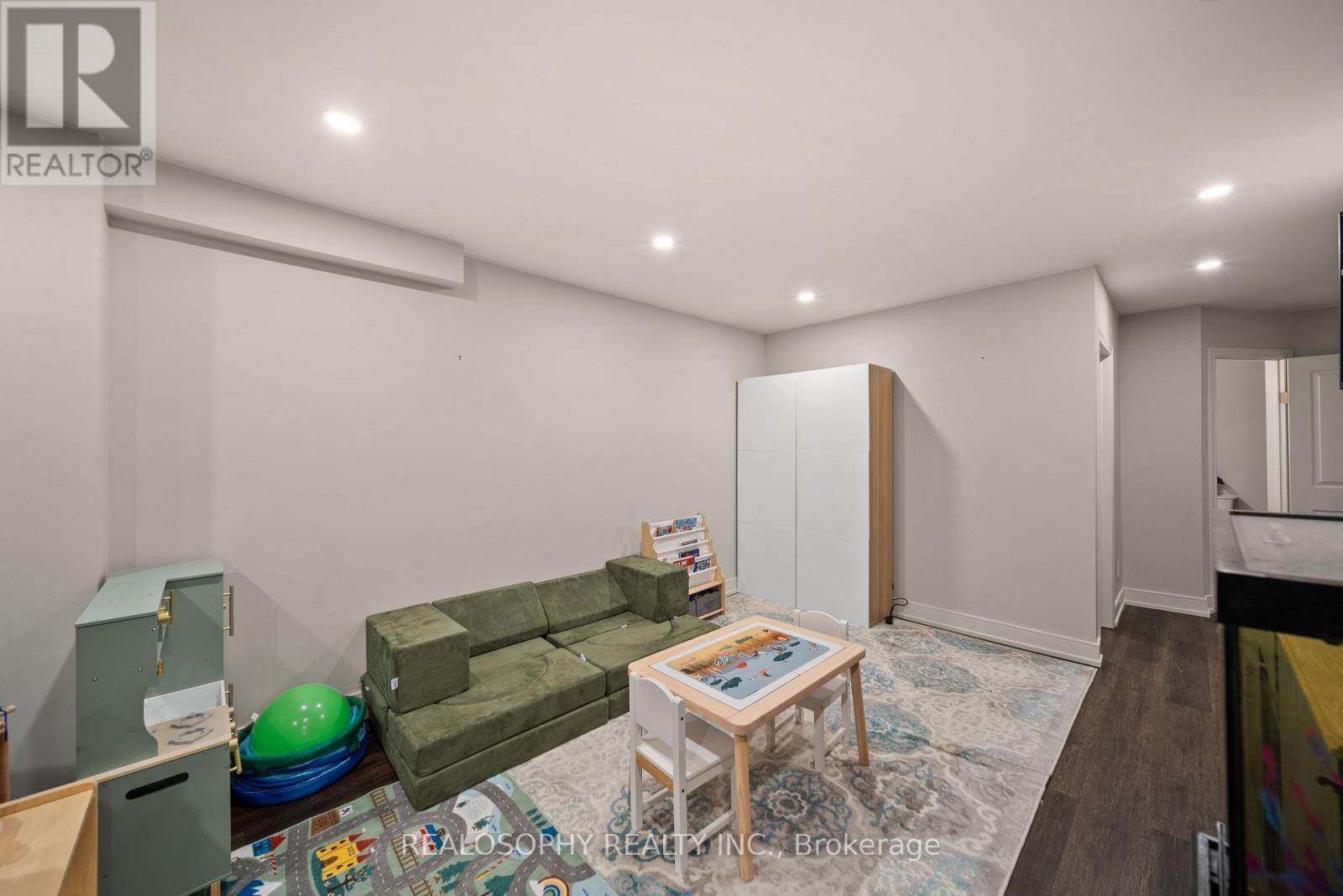 Lower Level - 17 Pioneer Drive, Mississauga, ON