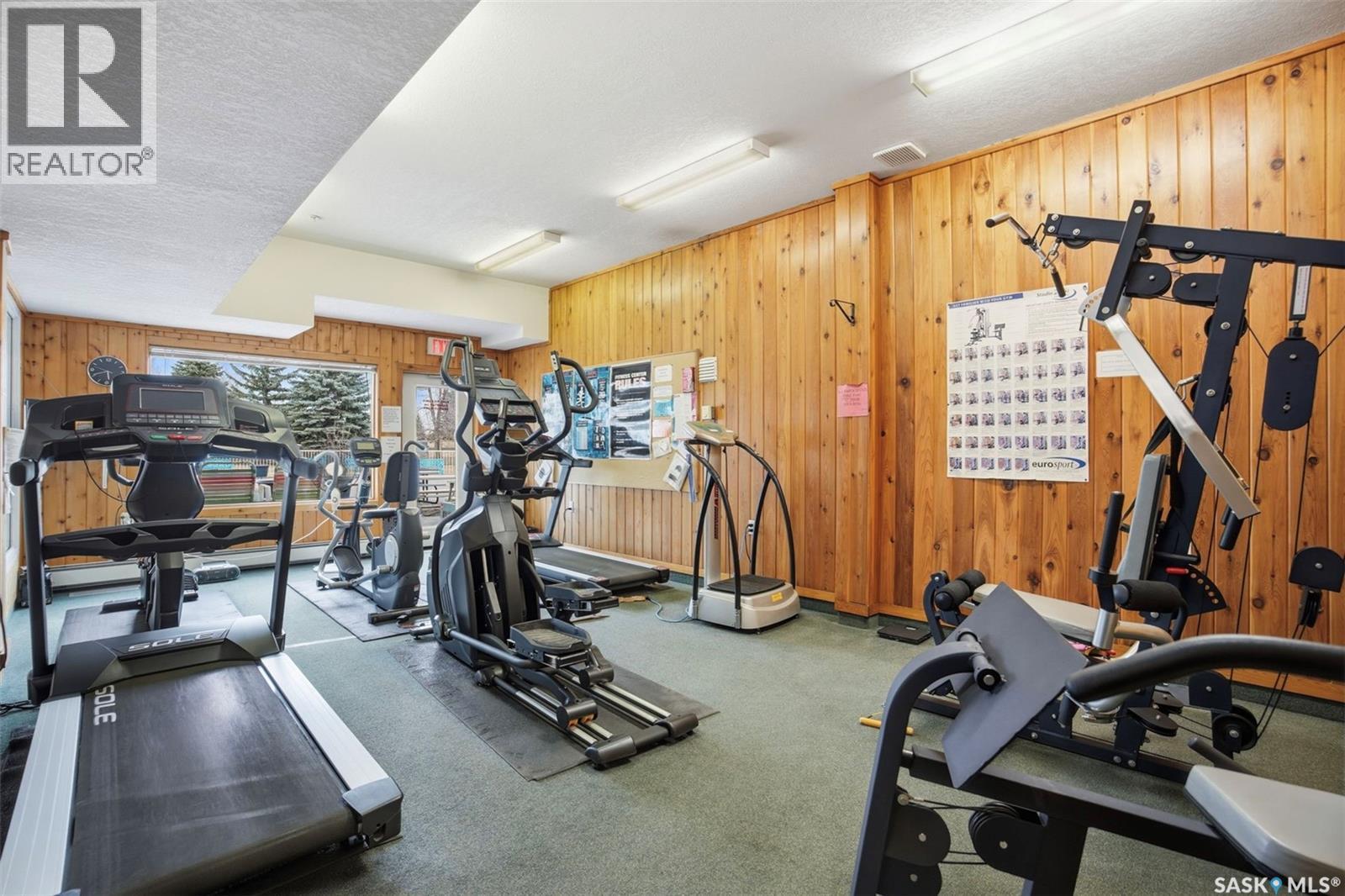 432 325 Keevil Crescent, Saskatoon, SK - Indoor Photo Showing Gym Room