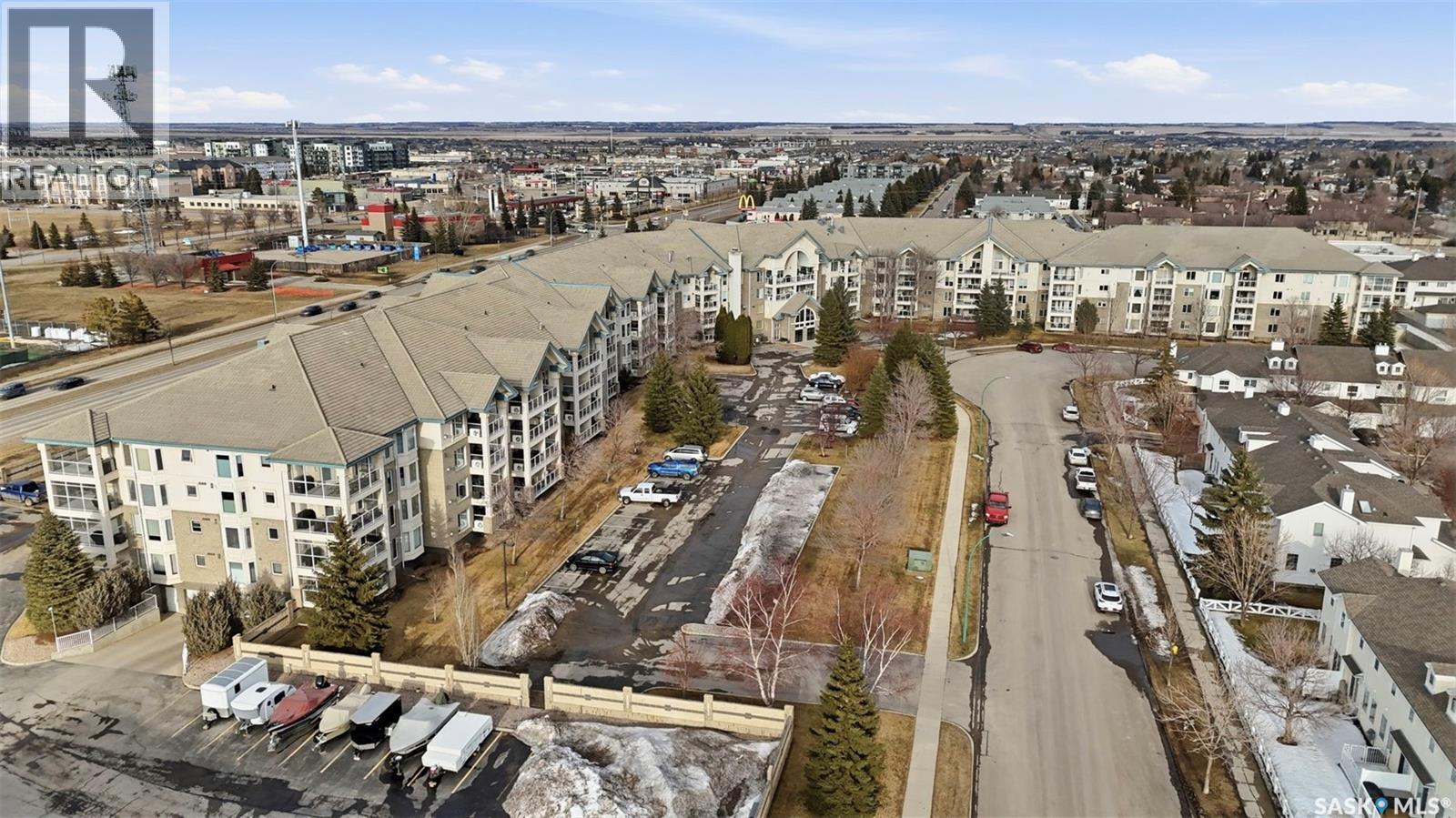 432 325 Keevil Crescent, Saskatoon, SK - Outdoor With View