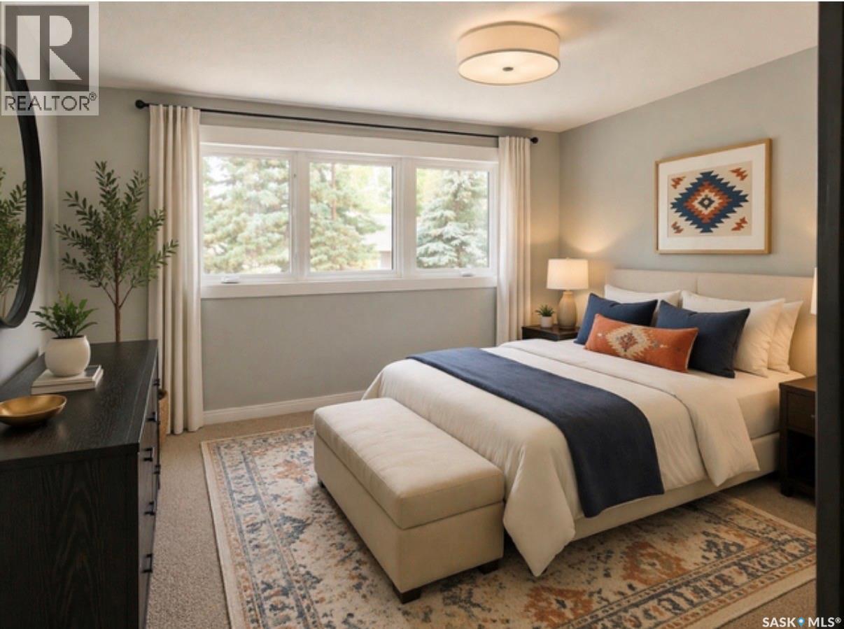 451 3Rd Avenue Nw, Swift Current, SK - Indoor Photo Showing Bedroom