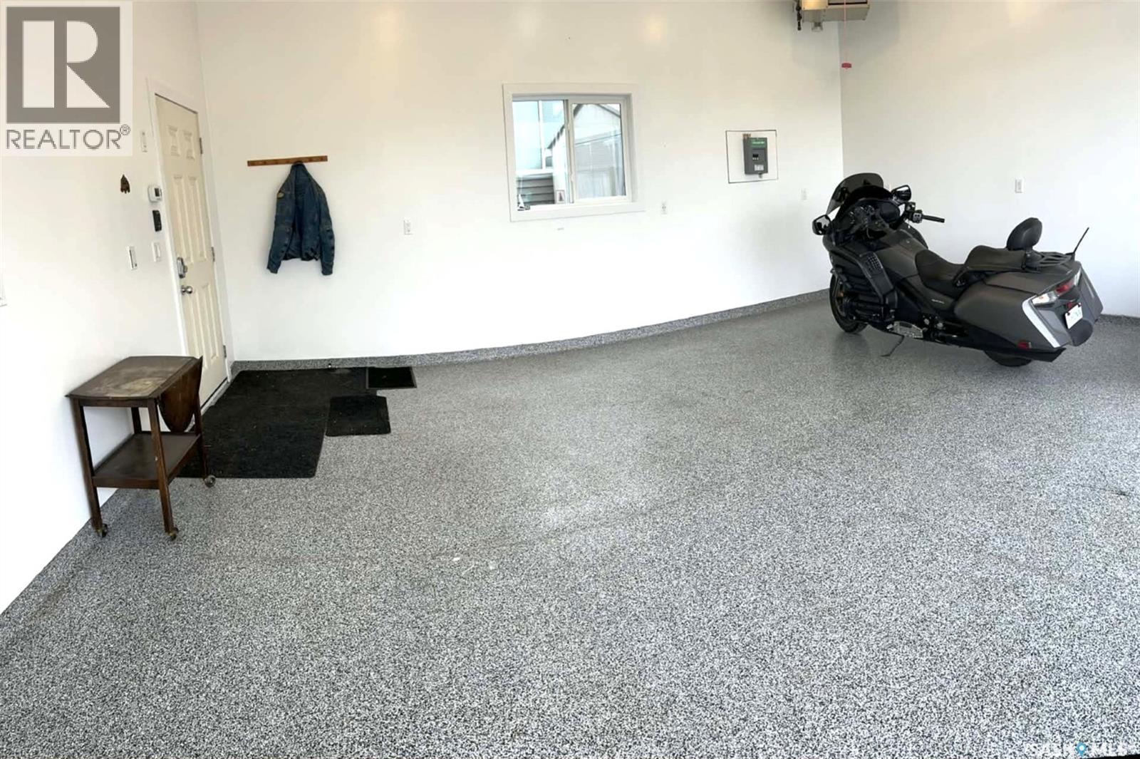 687 Secord Bend, Saskatoon, SK - Indoor Photo Showing Other Room