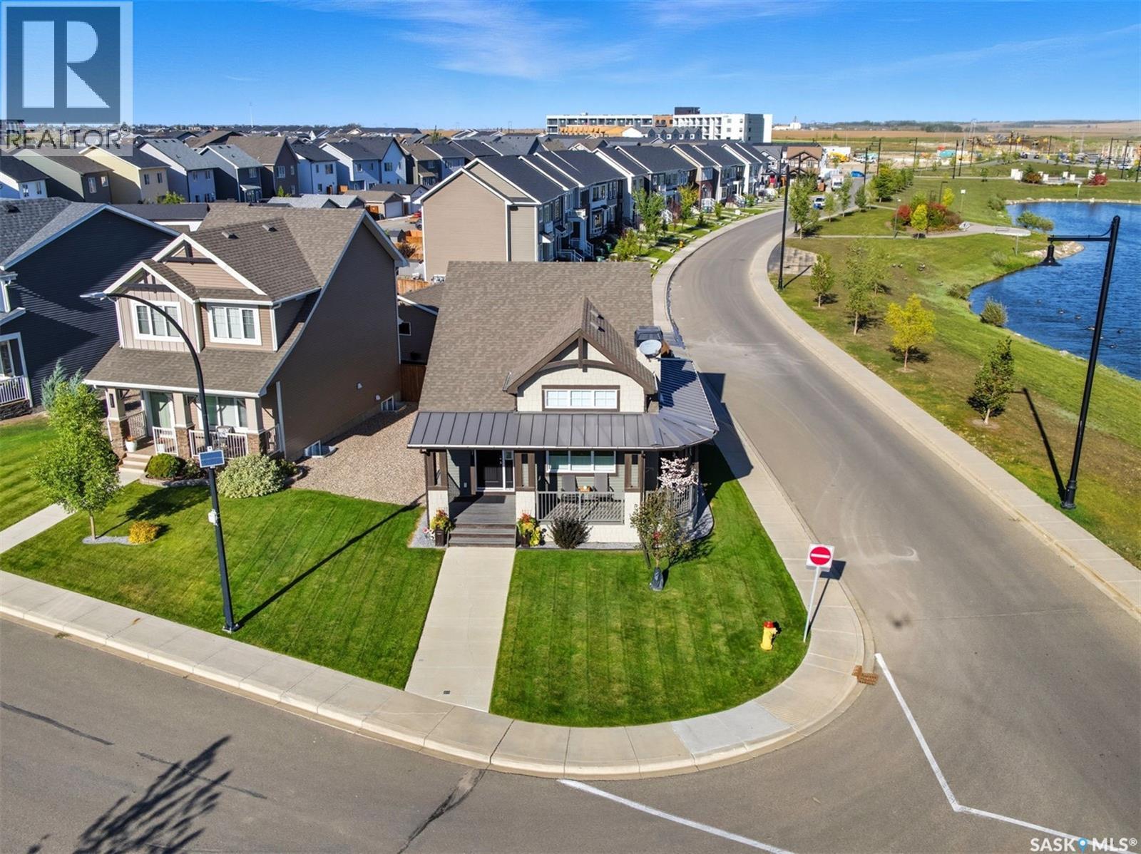 687 Secord Bend, Saskatoon, SK - Outdoor