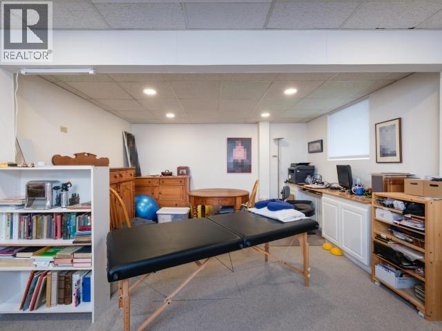 68 Klondike Road, Whitehorse, YT - Indoor