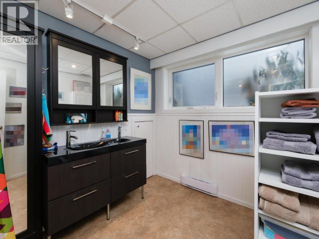 68 Klondike Road, Whitehorse, YT - Indoor