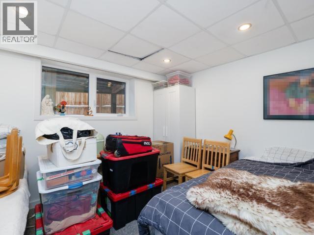 68 Klondike Road, Whitehorse, YT - Indoor Photo Showing Bedroom