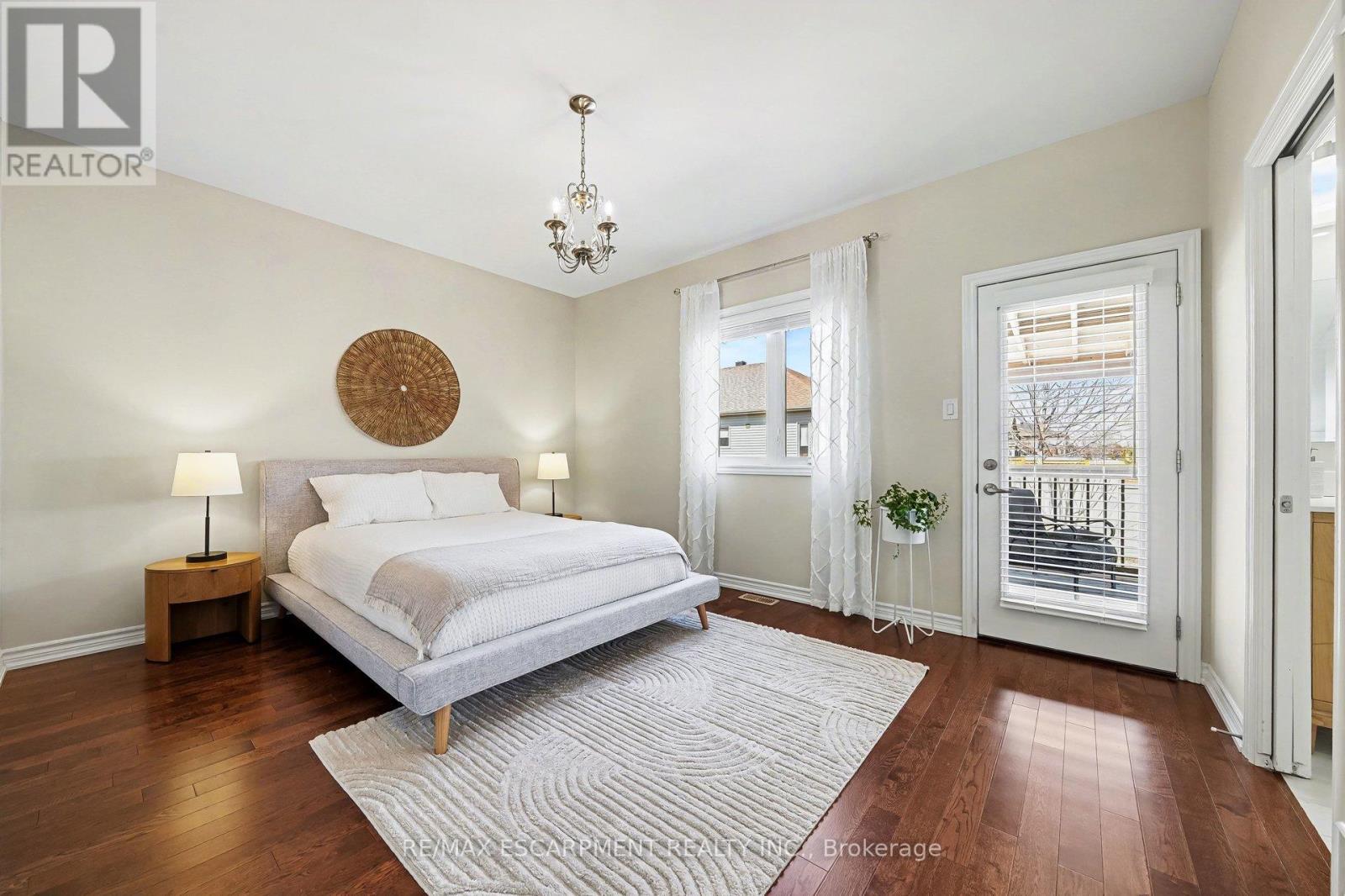 7 Senators Gate Drive, Perth, ON - Indoor Photo Showing Bedroom