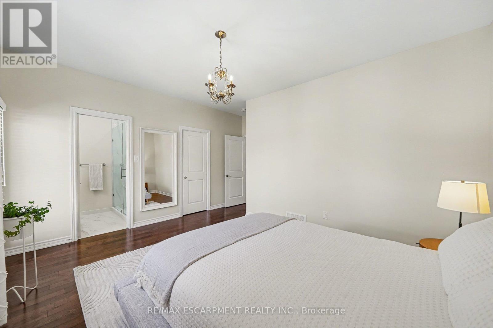 7 Senators Gate Drive, Perth, ON - Indoor Photo Showing Bedroom