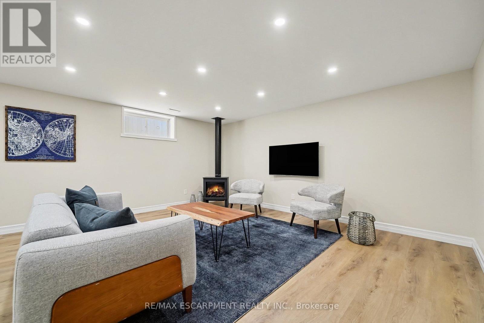 7 Senators Gate Drive, Perth, ON - Indoor Photo Showing Basement