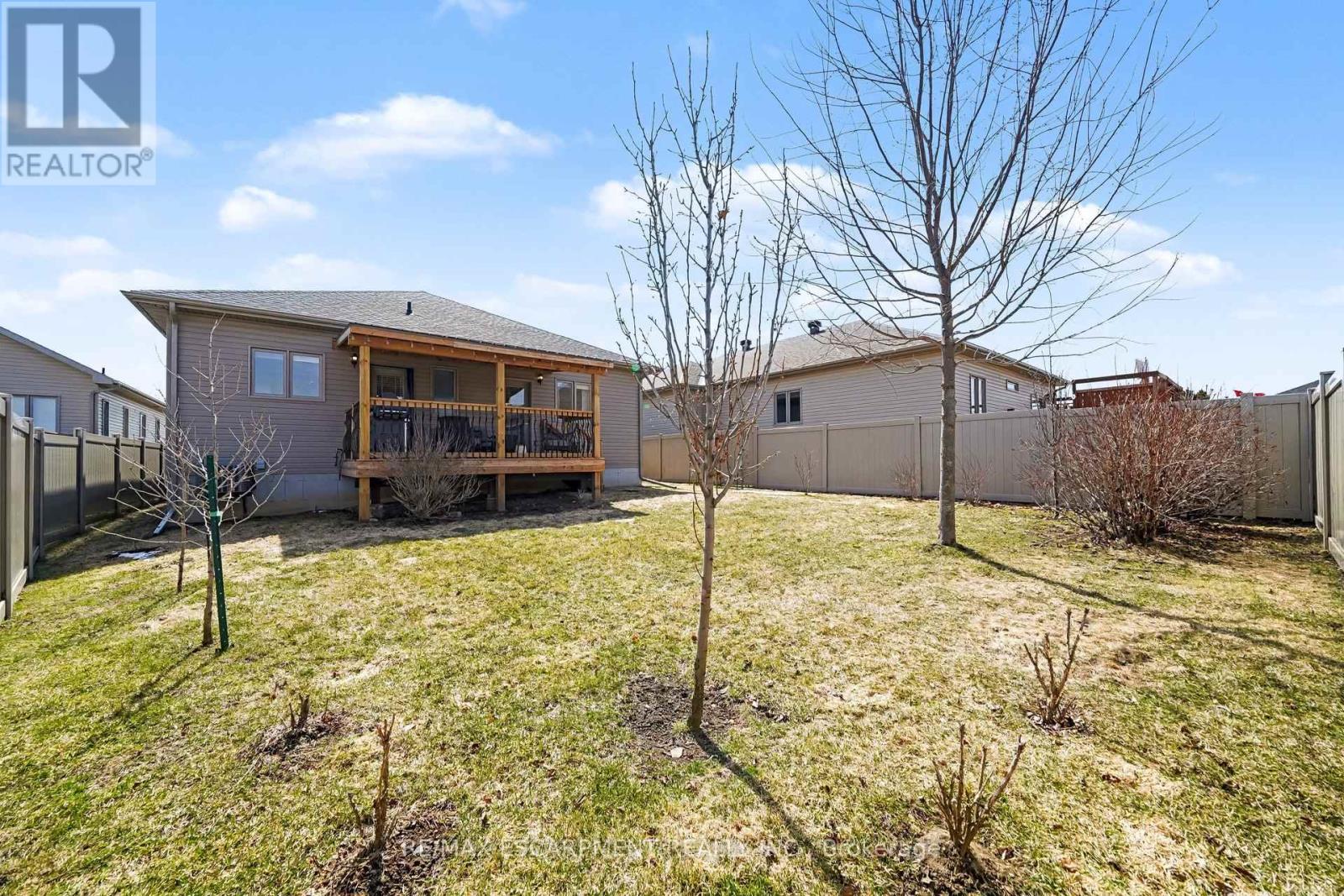 7 Senators Gate Drive, Perth, ON - Outdoor With Deck Patio Veranda