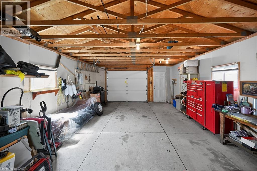 163 Rosedale Avenue, Hamilton, ON - Indoor Photo Showing Garage