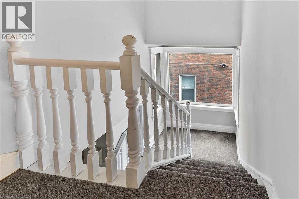 219 St. Clair Boulevard, Hamilton, ON - Indoor Photo Showing Other Room