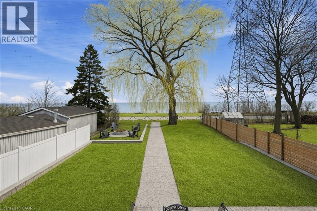 207 Beach Boulevard, Hamilton, ON - Outdoor