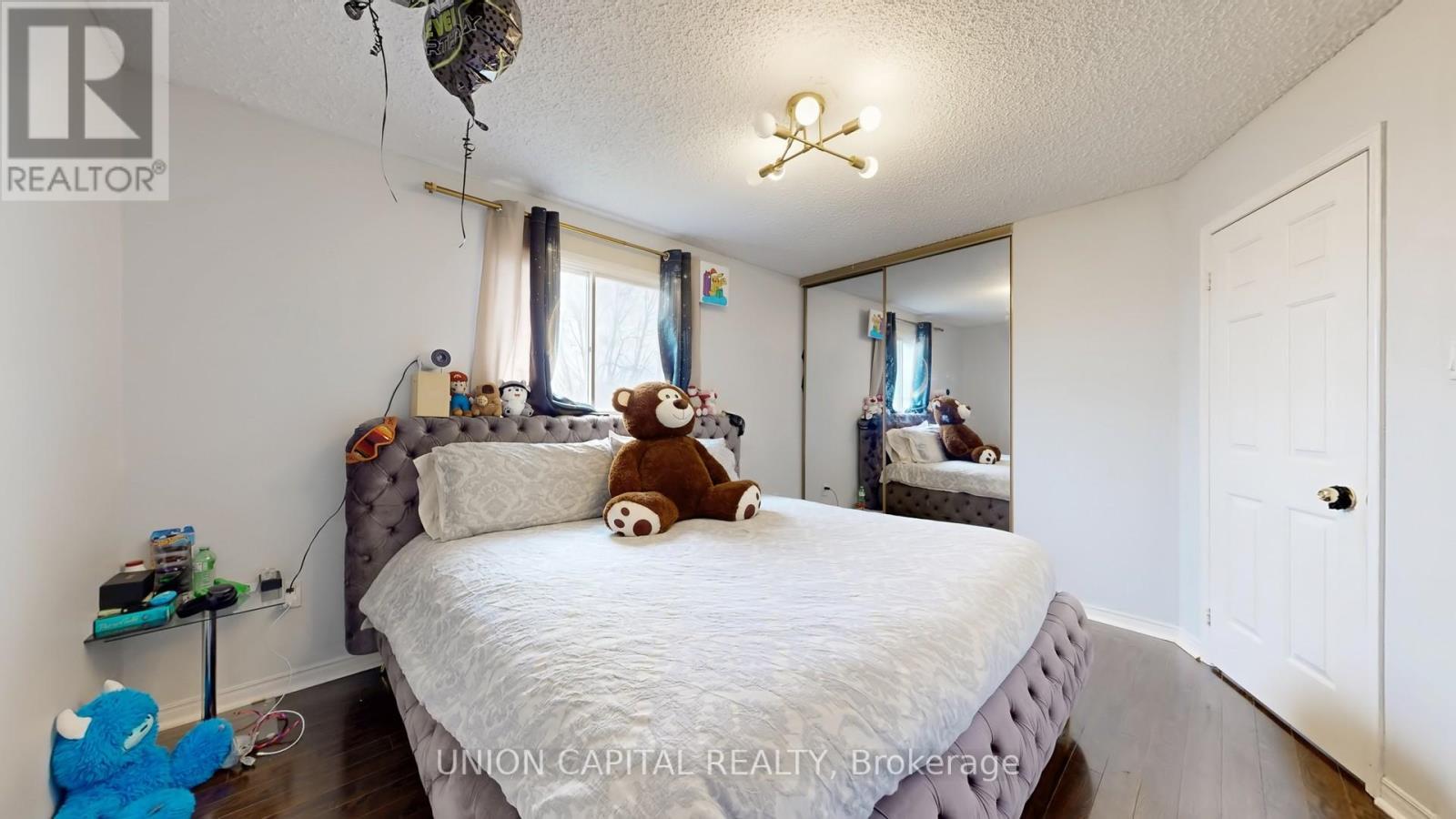142 Wright Crescent, Ajax, ON - Indoor Photo Showing Bedroom