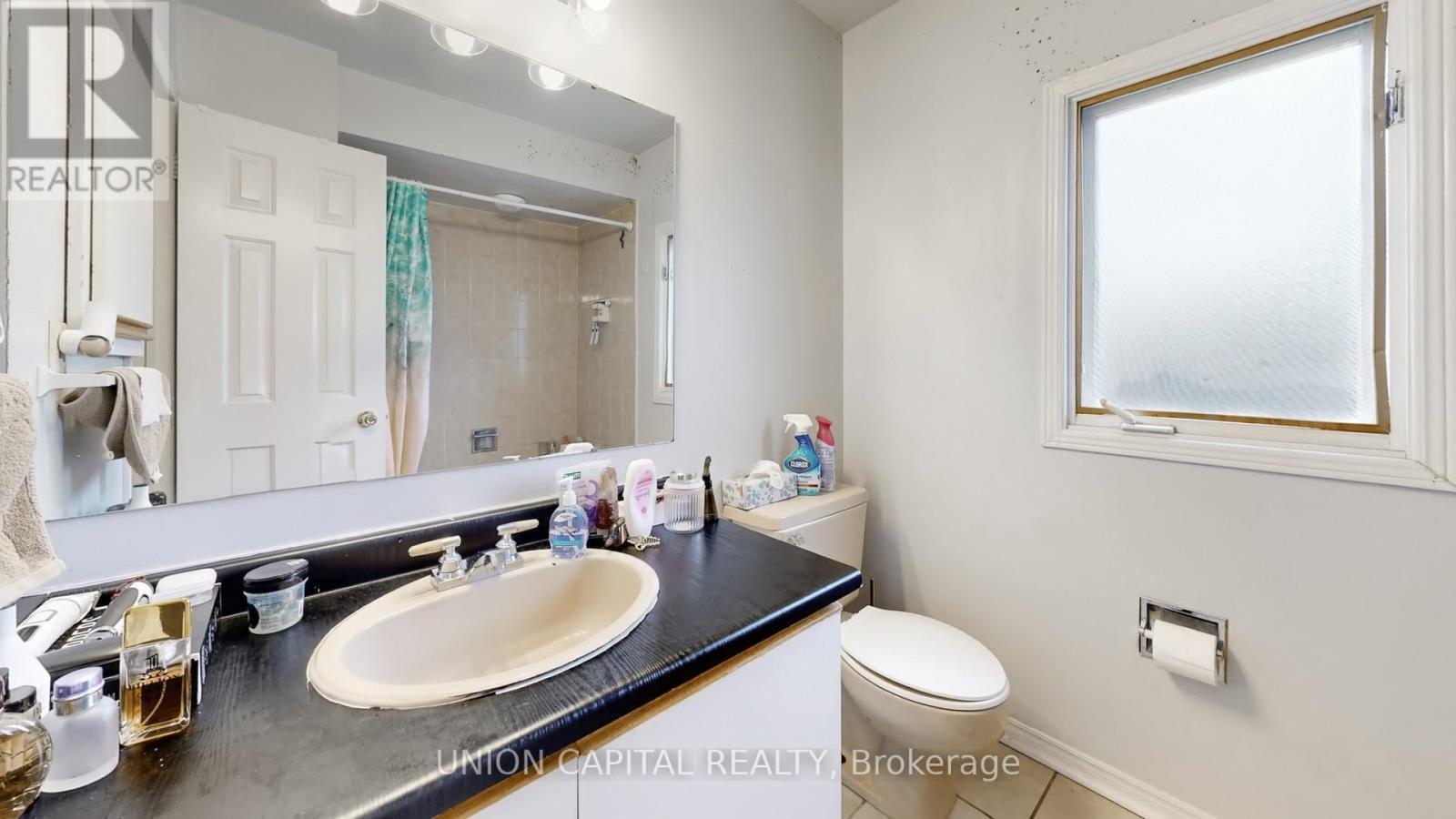 142 Wright Crescent, Ajax, ON - Indoor Photo Showing Bathroom