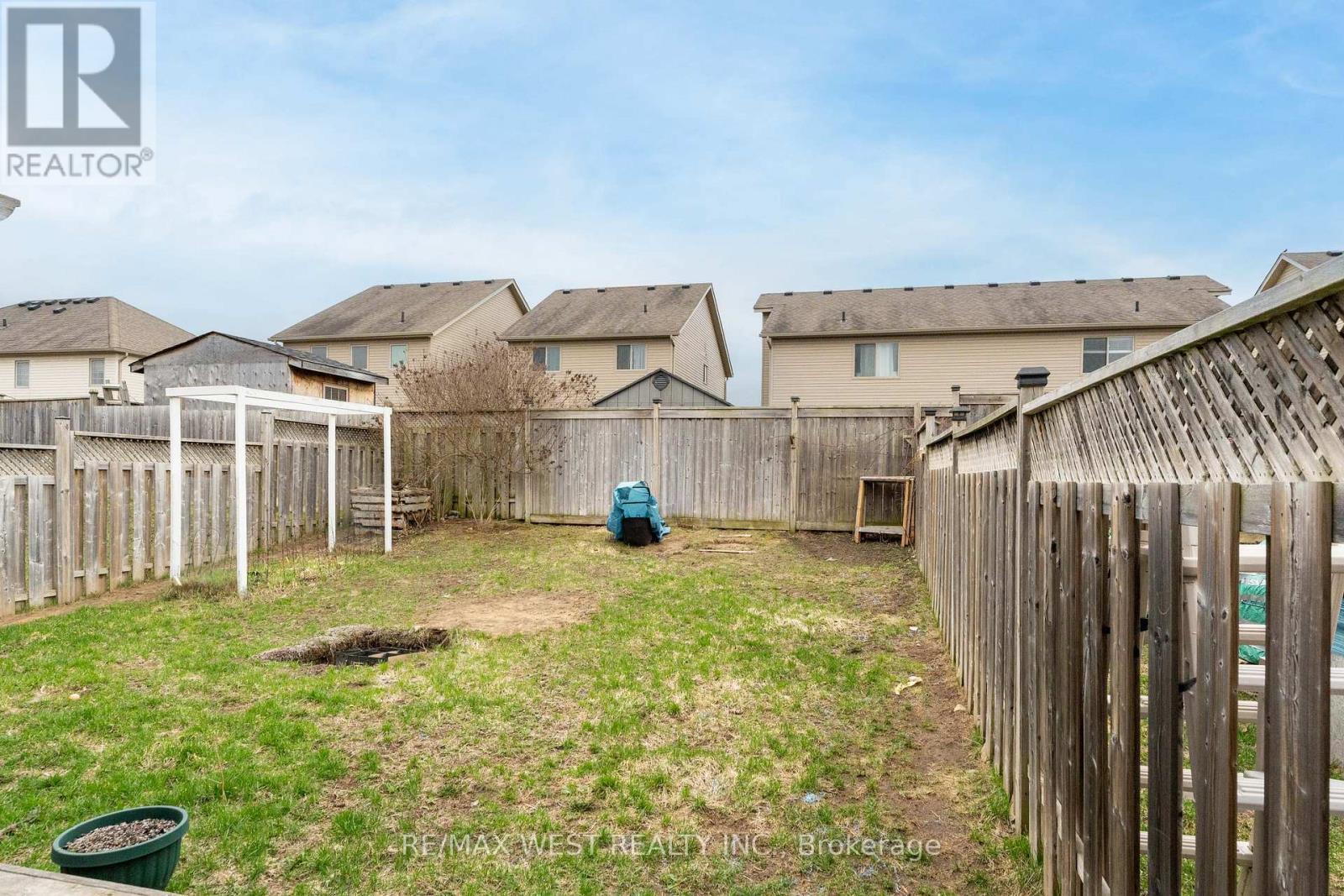 110 Banting Crescent, Essa, ON - Outdoor