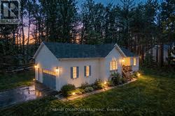 9 MONICA COURT Oro-Medonte, ON L0K 1E0