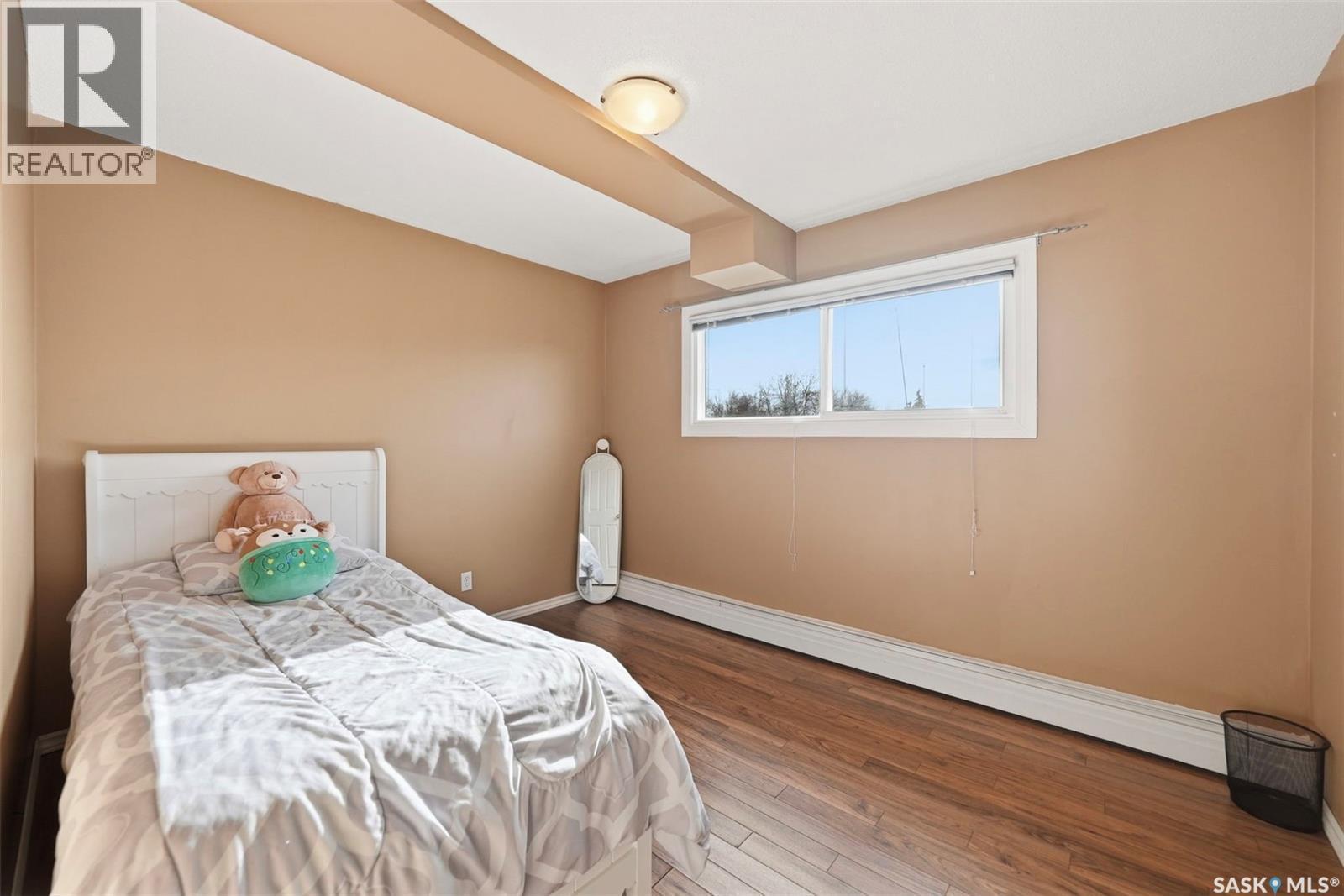 16 3030 Arlington Avenue, Saskatoon, SK - Indoor Photo Showing Bedroom