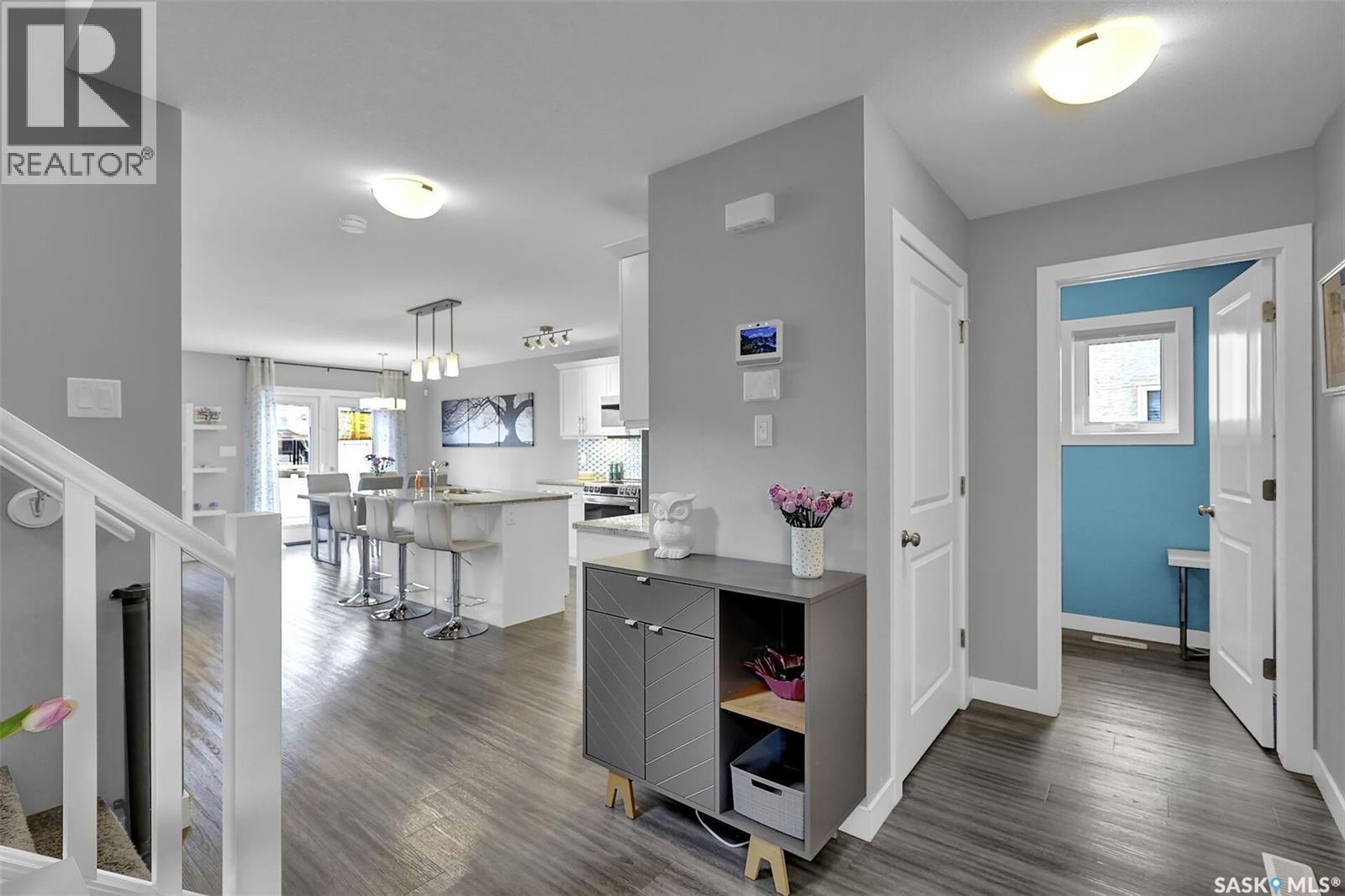 8933 Kestral Drive, Regina, SK - Indoor