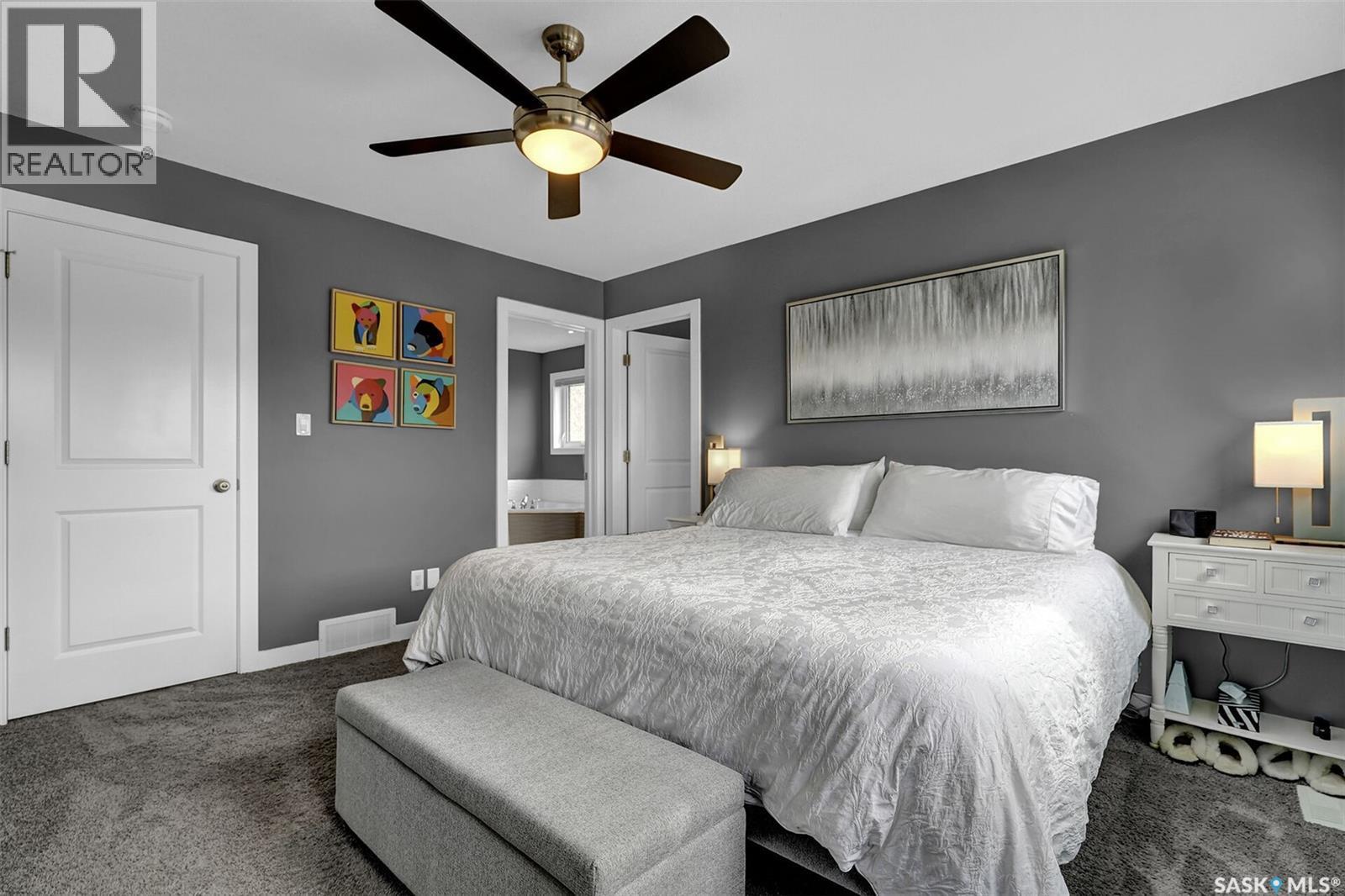 8933 Kestral Drive, Regina, SK - Indoor Photo Showing Bedroom