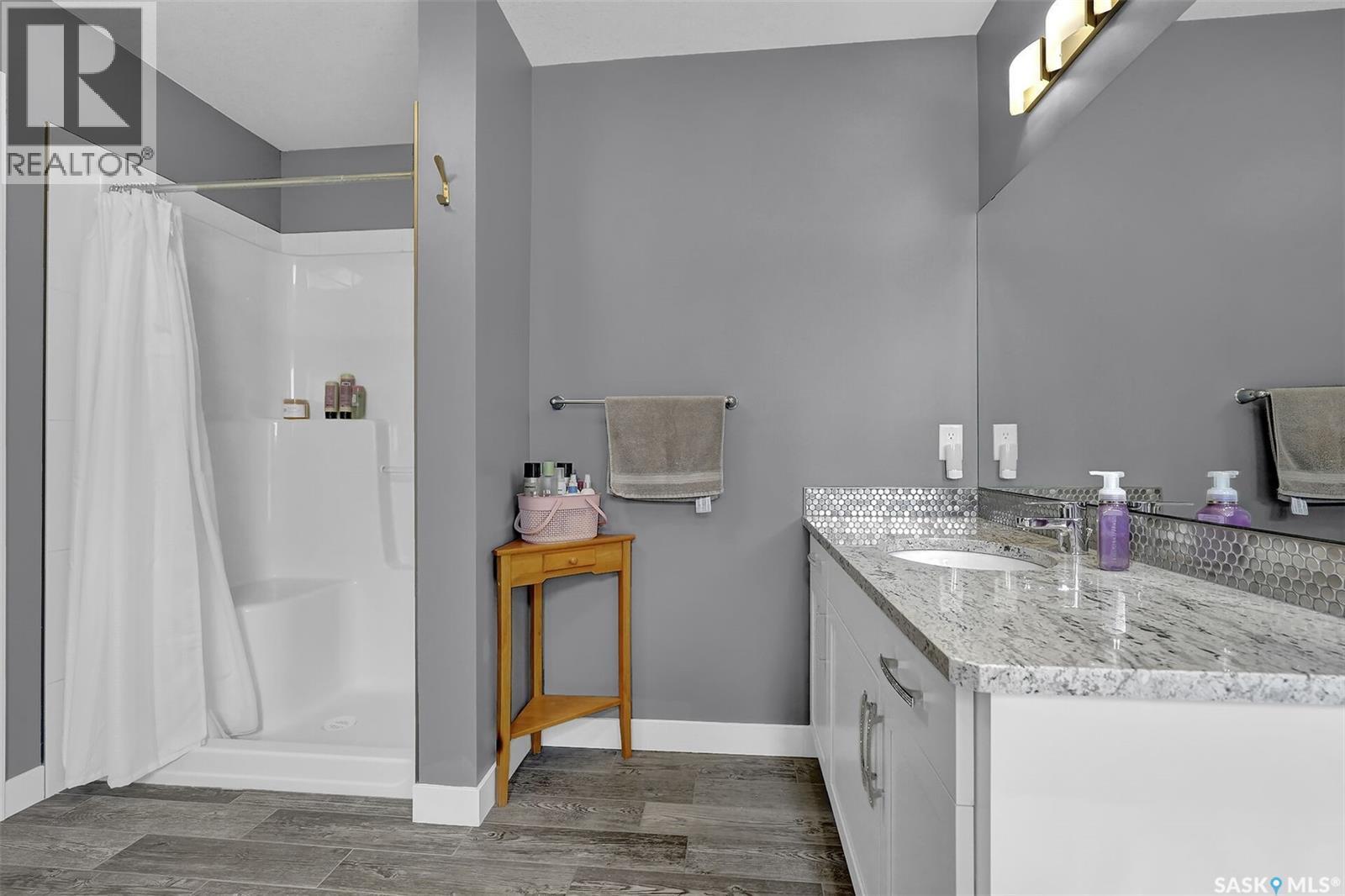 8933 Kestral Drive, Regina, SK - Indoor Photo Showing Bathroom