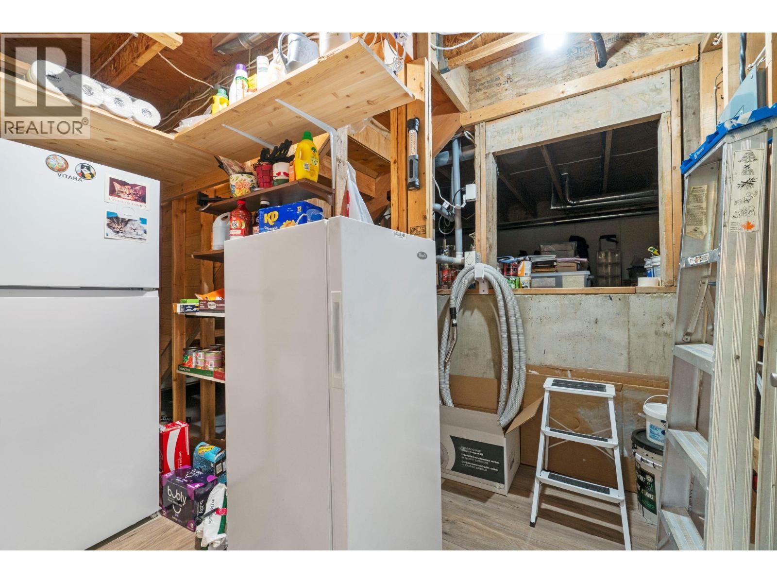 3471 Mcbride Road, Blind Bay, BC - Indoor Photo Showing Basement