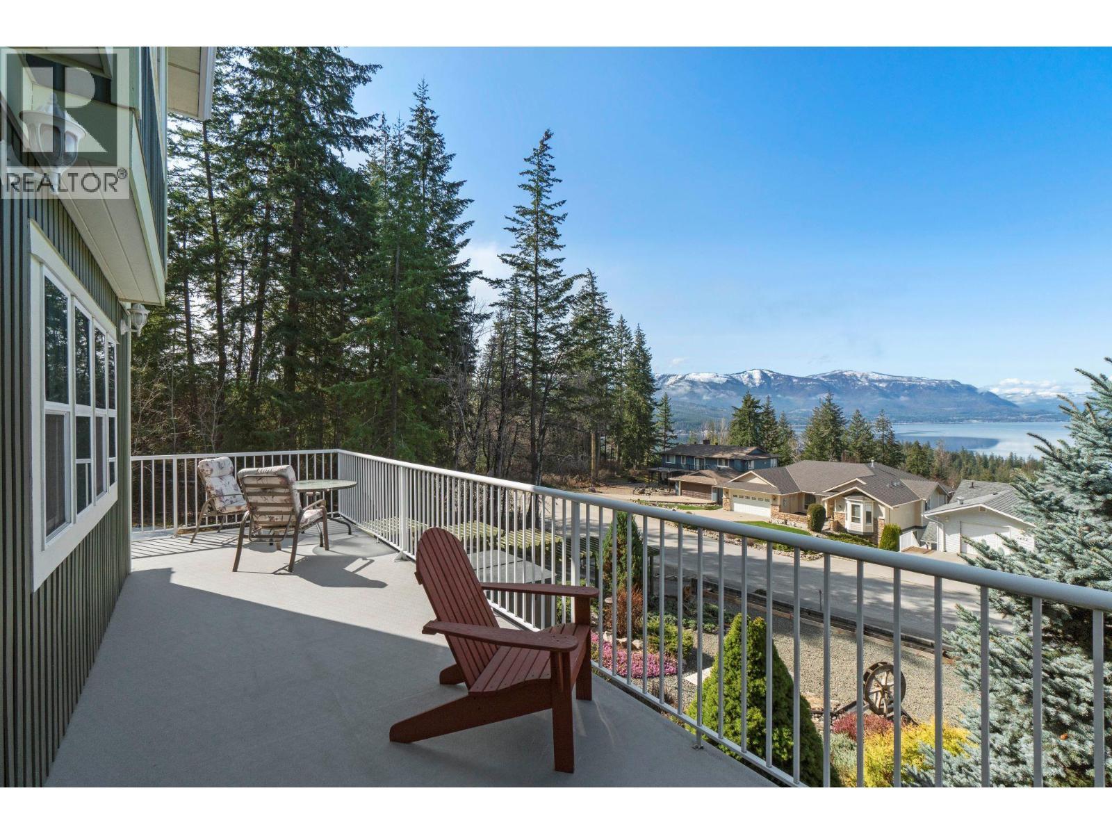 3471 Mcbride Road, Blind Bay, BC - Outdoor