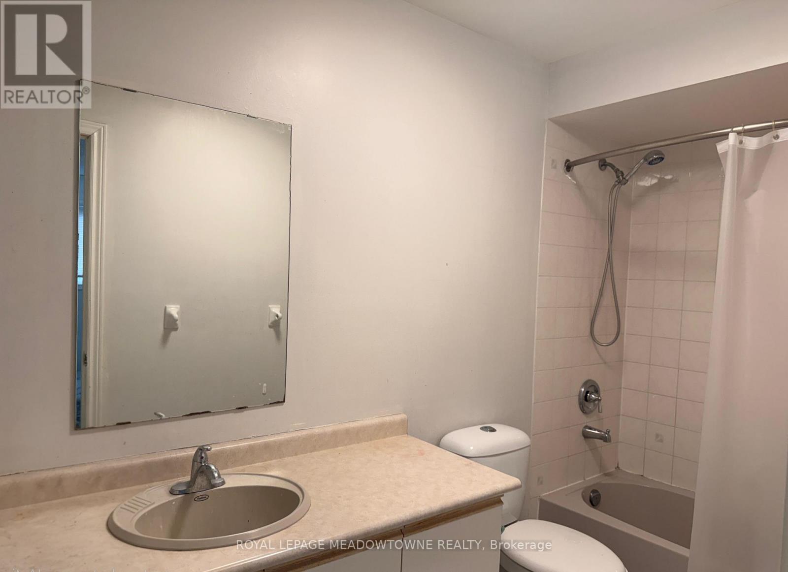 5048 Willowood Drive, Mississauga, ON