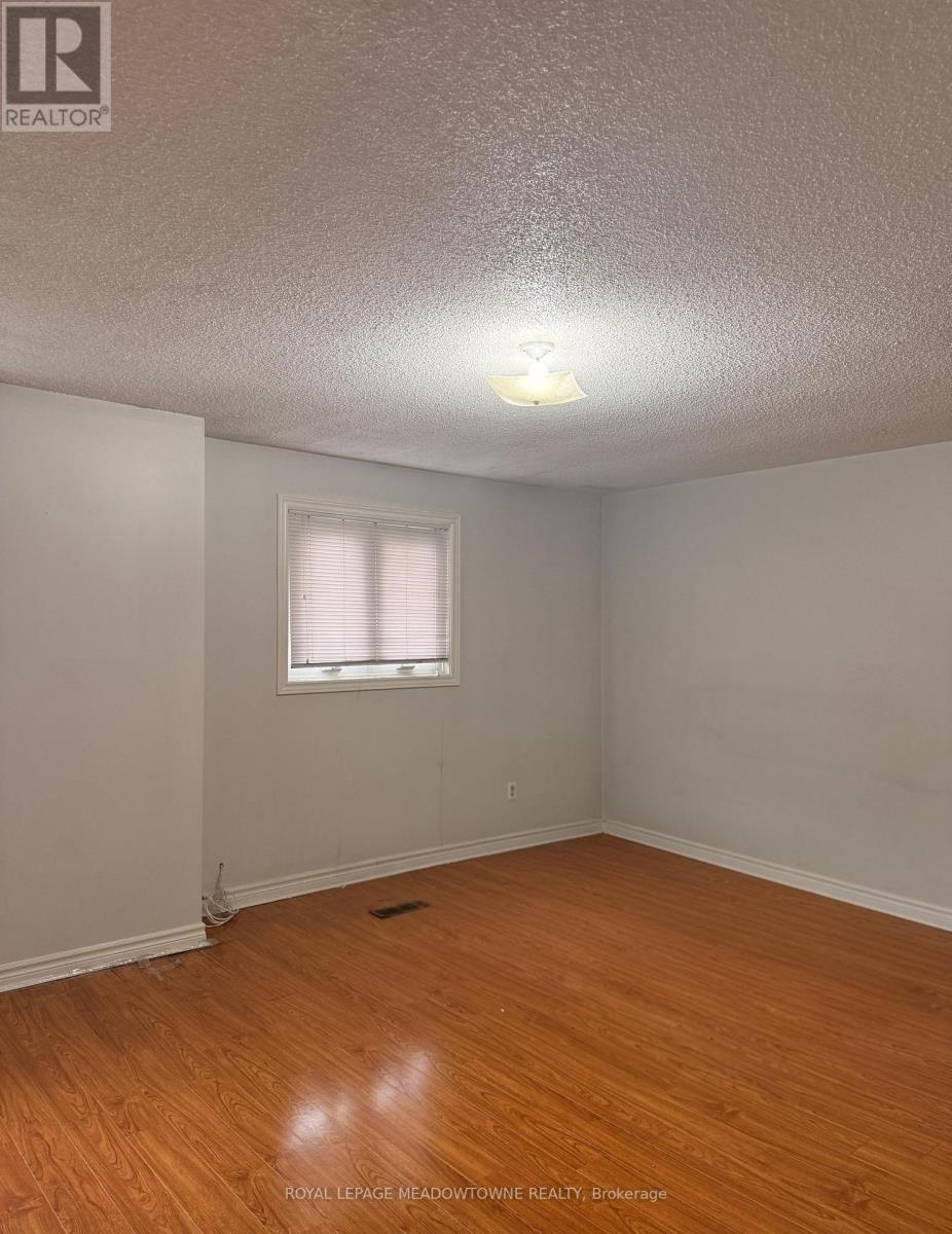 5048 Willowood Drive, Mississauga, ON