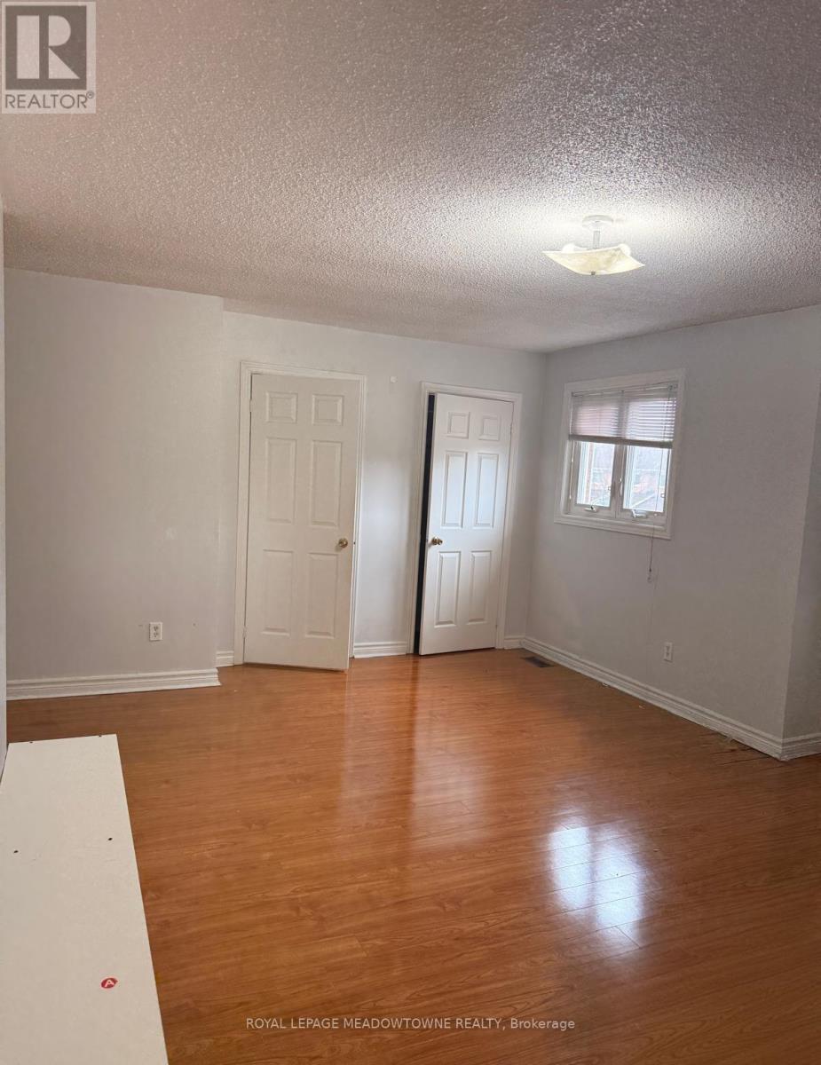 5048 Willowood Drive, Mississauga, ON