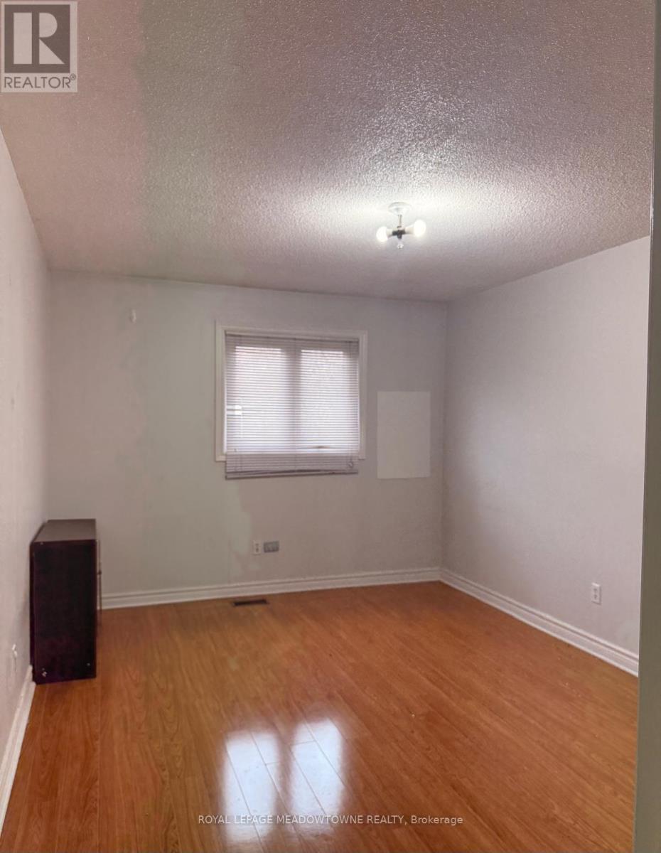 5048 Willowood Drive, Mississauga, ON