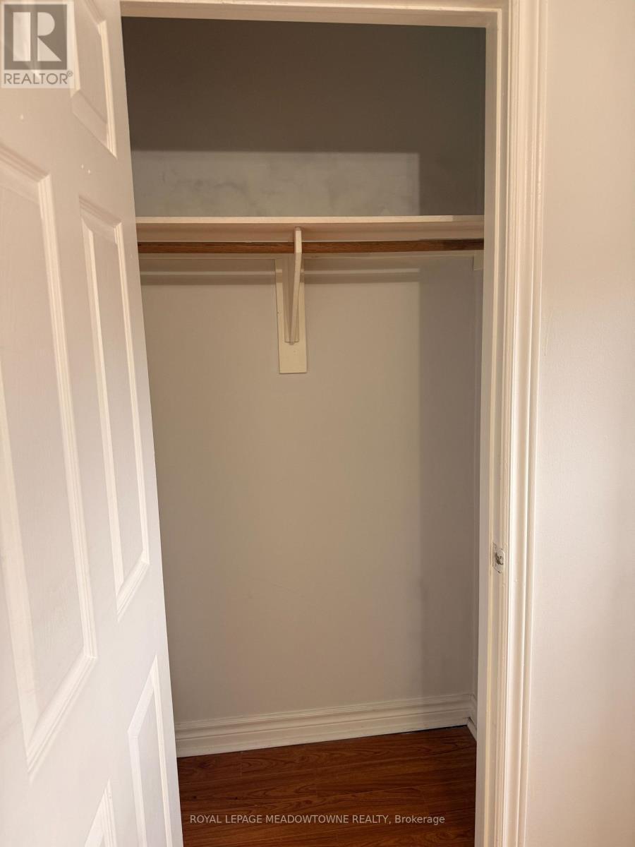 5048 Willowood Drive, Mississauga, ON