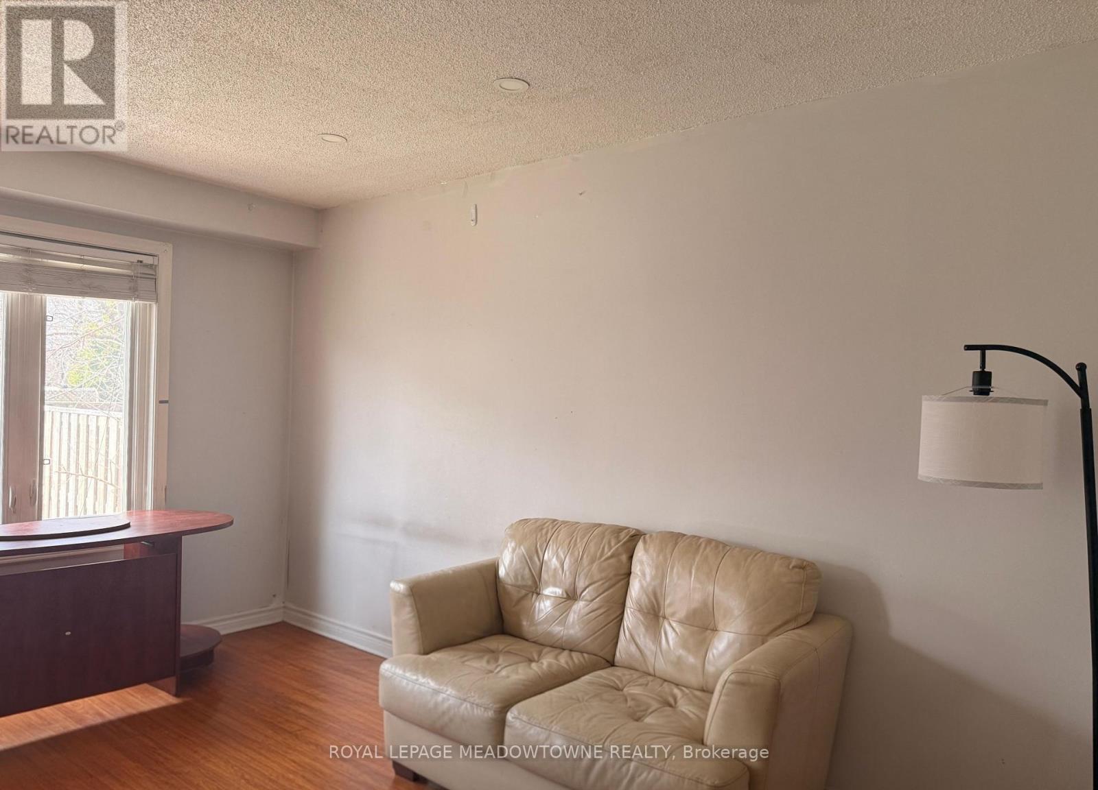 5048 Willowood Drive, Mississauga, ON