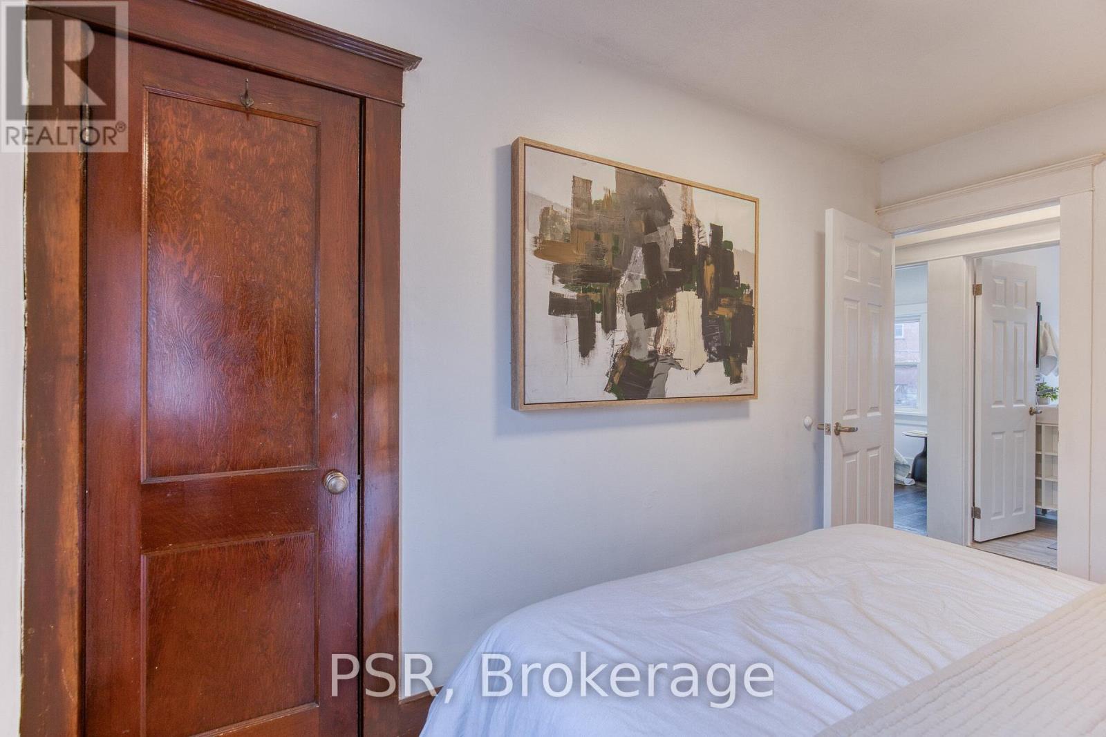 57 Eby Street S, Kitchener, ON - Indoor Photo Showing Bedroom