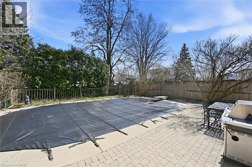 2648 Cavendish Drive, Burlington, ON - Outdoor