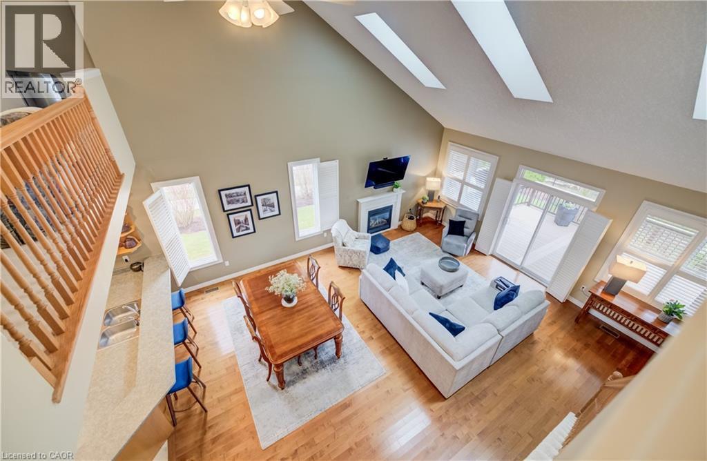 560 Springwater Drive, Waterloo, ON - Indoor