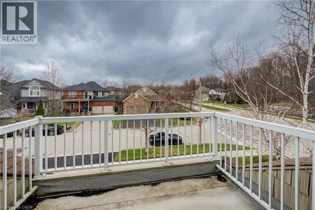 560 Springwater Drive, Waterloo, ON - Outdoor