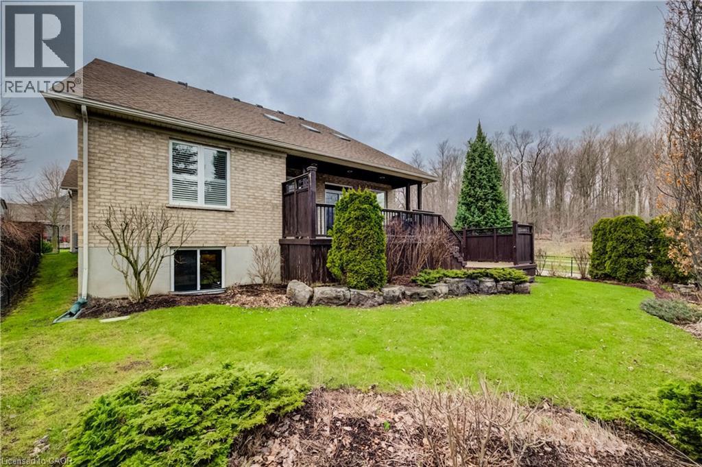 560 Springwater Drive, Waterloo, ON - Outdoor