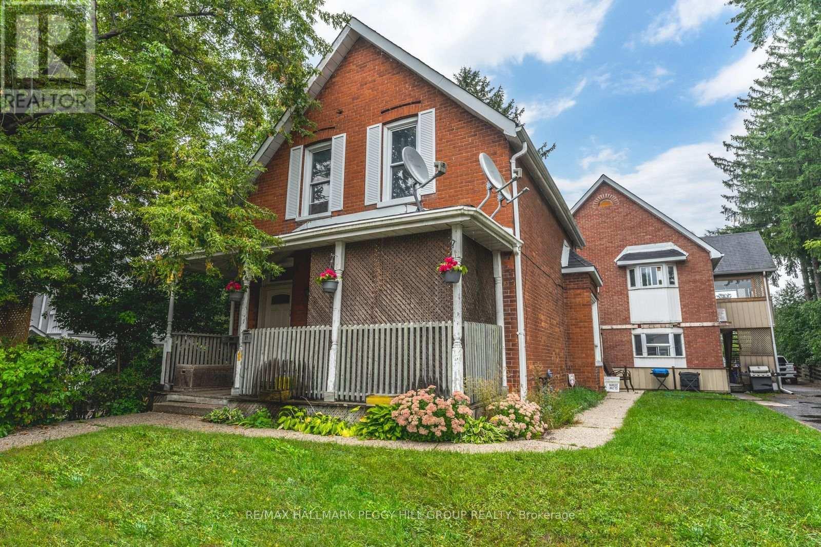 81 Innisfil Street, Barrie, ON - Outdoor