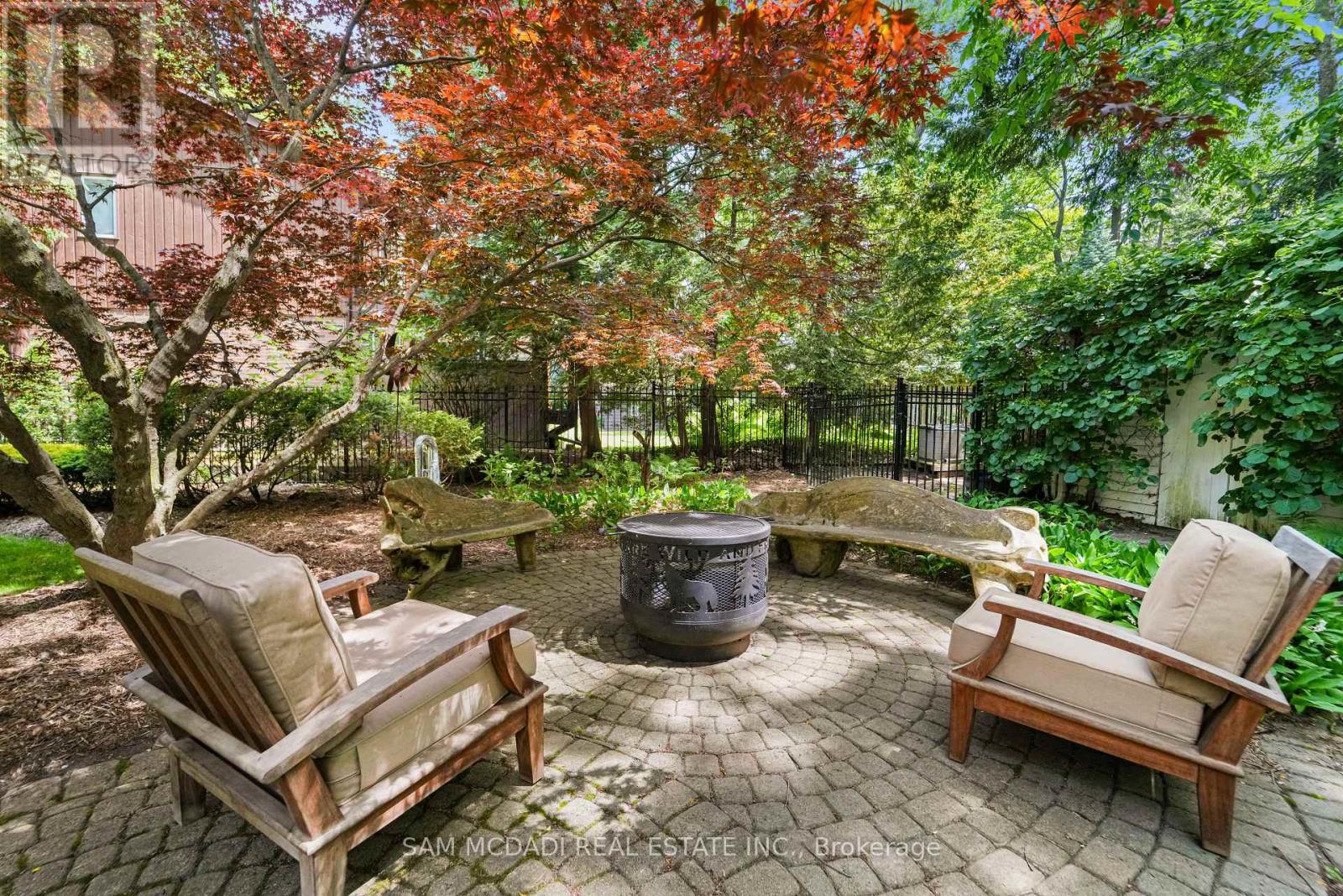 990 Roper Avenue, Mississauga, ON
