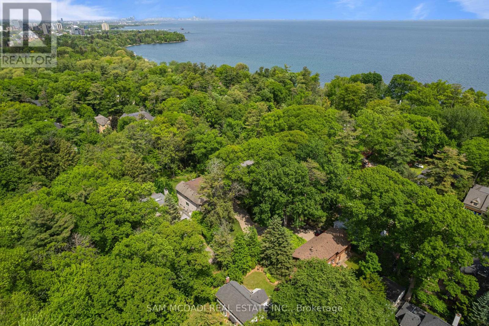 990 Roper Avenue, Mississauga, ON