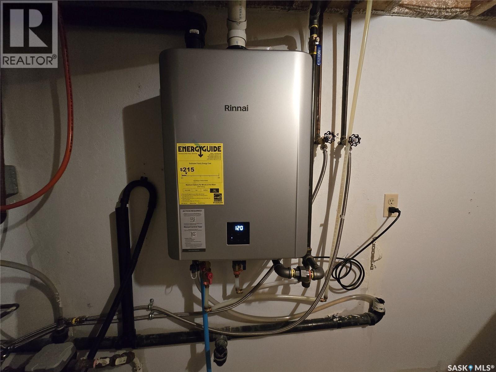 119 Montgomery Crescent, Weyburn, SK - Indoor Photo Showing Basement